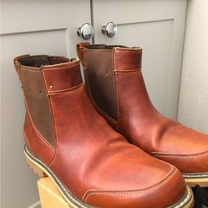 Pair of nice timberland boots